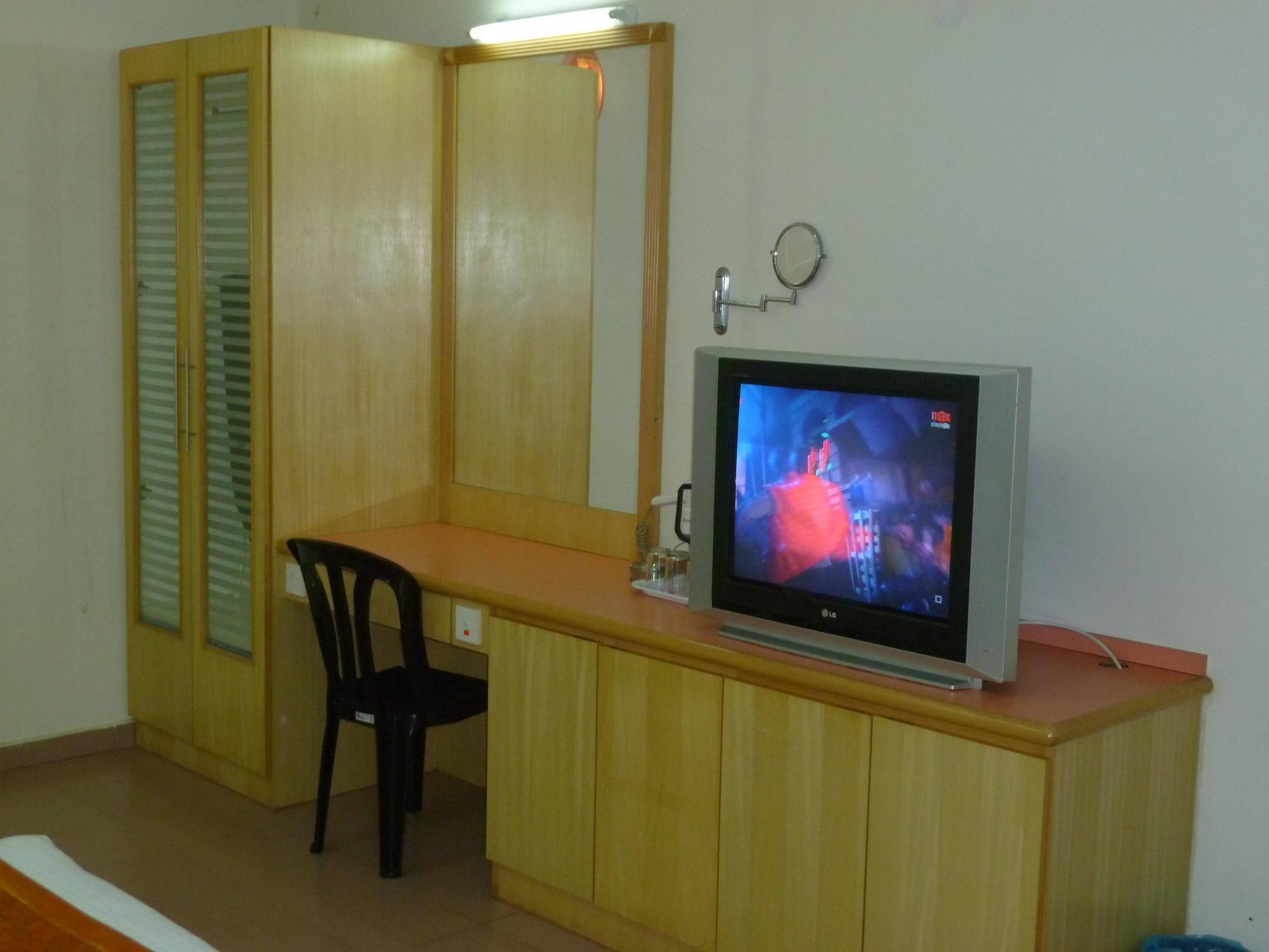 Intan Beach Resort Куала-Тренгану Экстерьер фото